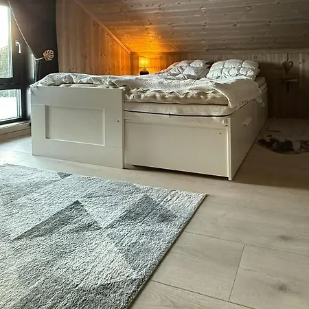 Med Udsigt Til Skeikampen 度假居 Svingvoll