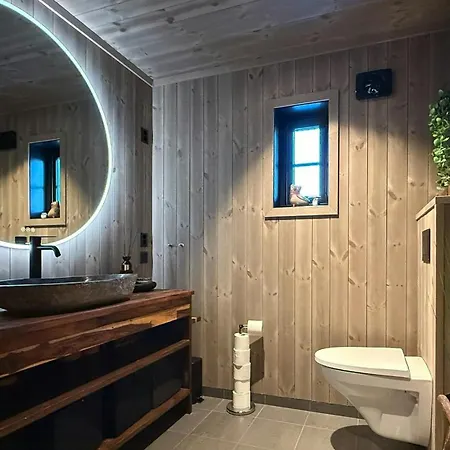 Med Udsigt Til Skeikampen *